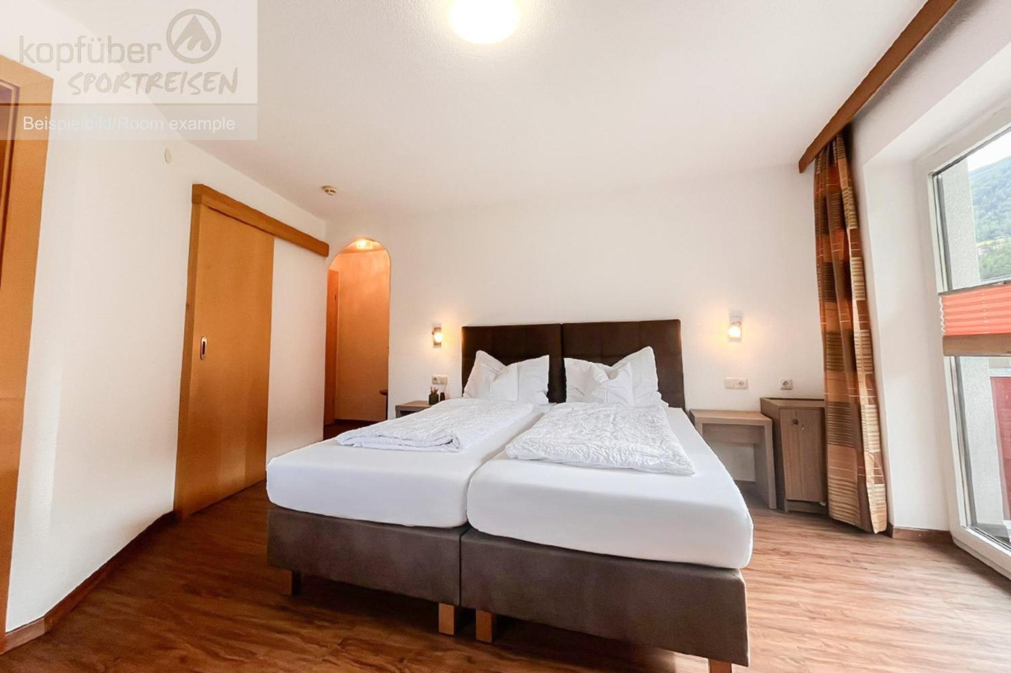 Doppelzimmer mit Zustellbett